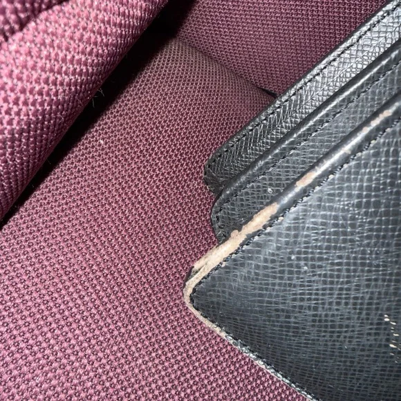 Louis Vuitton Black Saffiano Leather Briefcase with Silver Hardware - Picture 5 of 15